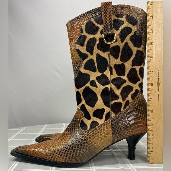 J Renee Womens Size 7.5 Lioness Boots Shoes Snakeskin Fur Giraffe Print Pattern - Picture 14 of 15